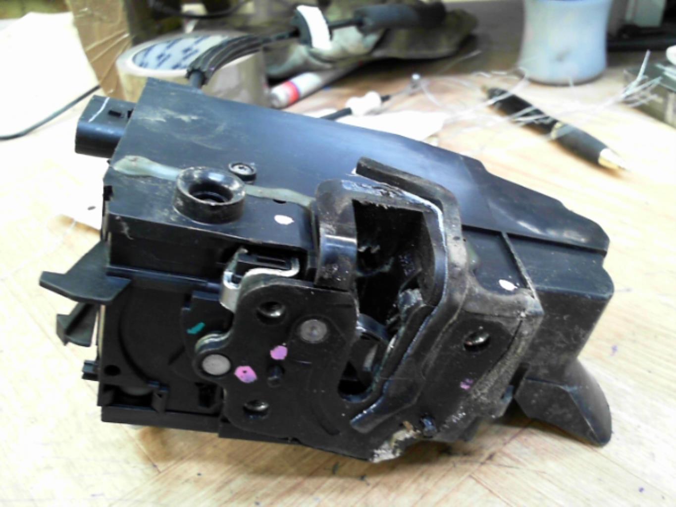 Chiusura centralizzata anteriore destra PEUGEOT 308 2 PHASE 1 Gasolina - 1