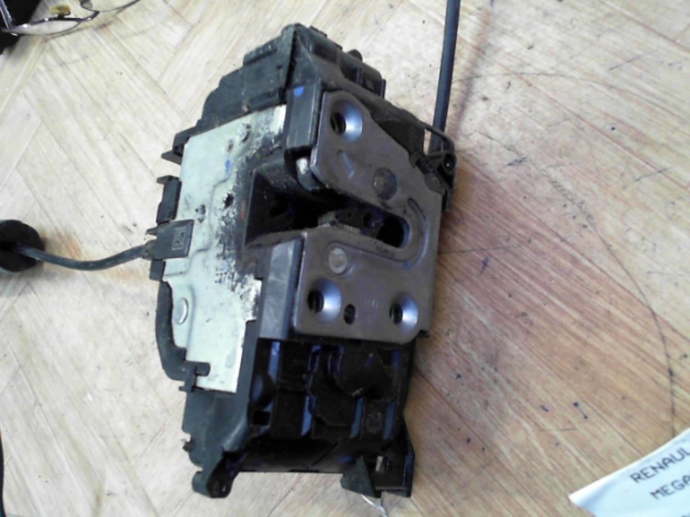 Chiusura centralizzata anteriore destra RENAULT MEGANE 3 PHASE 1 Diésel - 1