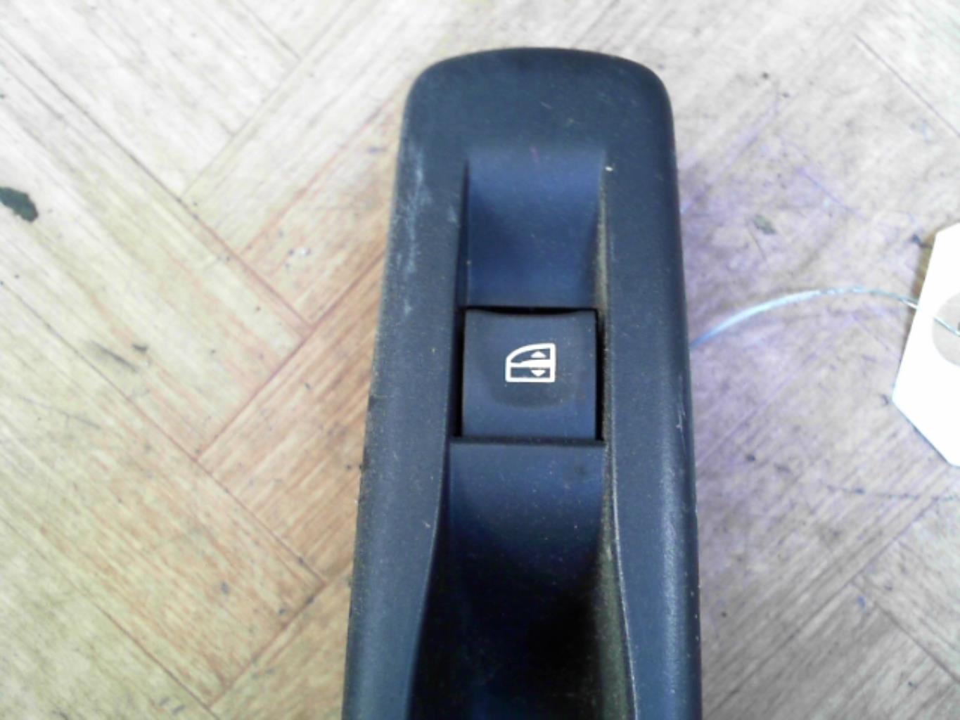 Interruttore alzacristalli RENAULT SCENIC 3 PHASE 1 Diésel - 1