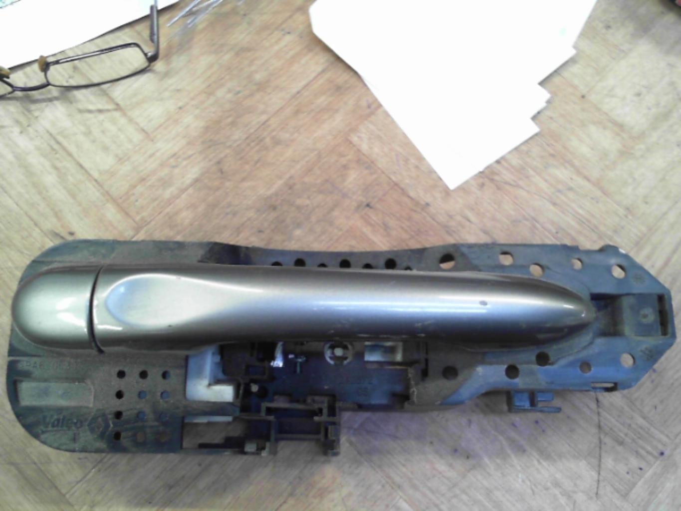 Maniglia portiera posteriore destra RENAULT SCENIC 3 PHASE 1 Diésel - 1