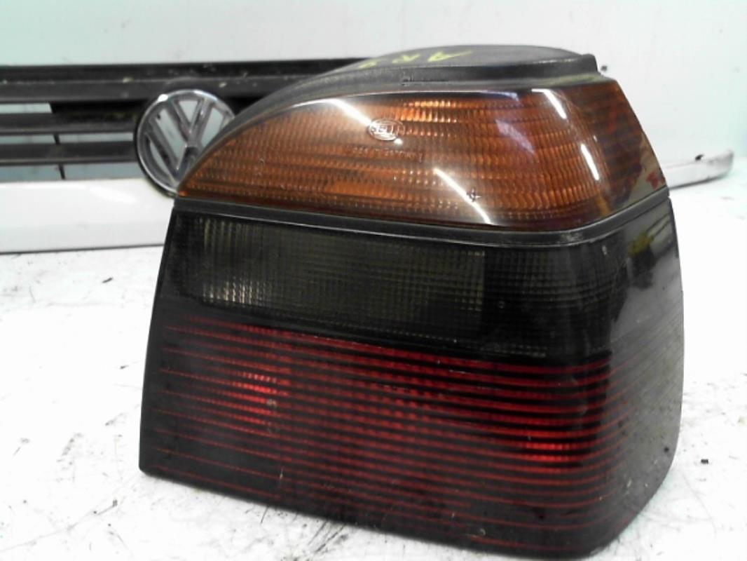 Fanale posteriore principale destro (luci) VOLKSWAGEN GOLF 3 BREAK Diésel - 1