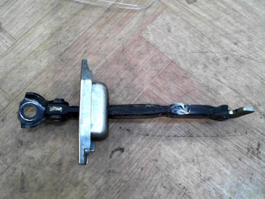 Arresto portiera posteriore sinistra TOYOTA RAV4 3 PHASE 1 Diésel - 1