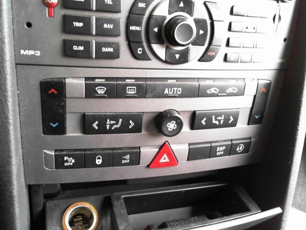 Commande chauffage PEUGEOT 407 PHASE 1 Diesel - 1
