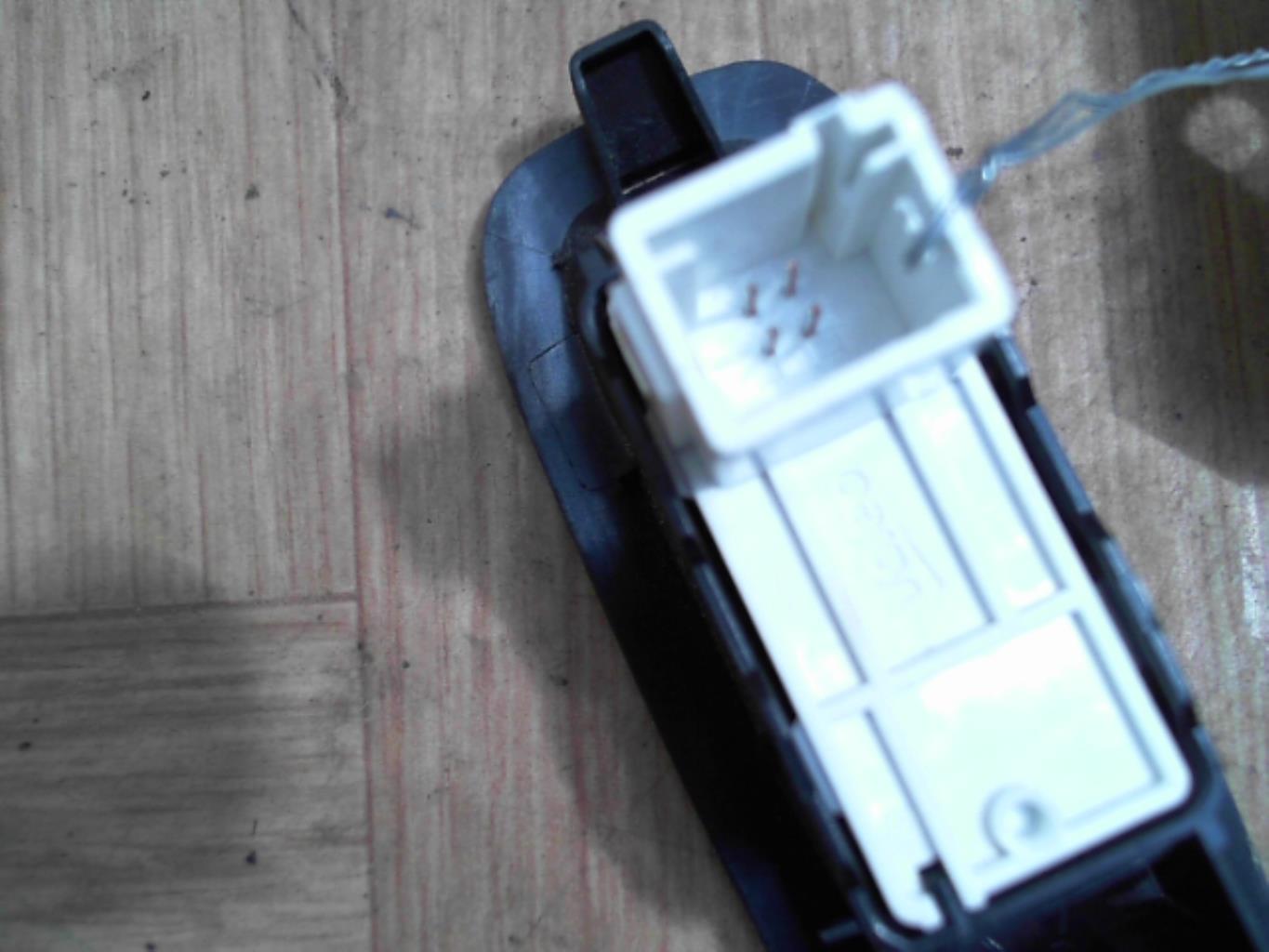 Interruttore lavacristalli posteriore sinistro CITROEN C4 GRAND PICASSO 2 PHASE 1 Diésel - 1