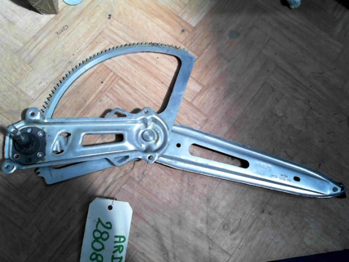 Alzacristalli manuale posteriore destro OPEL ZAFIRA A PHASE 1 Diésel - 1
