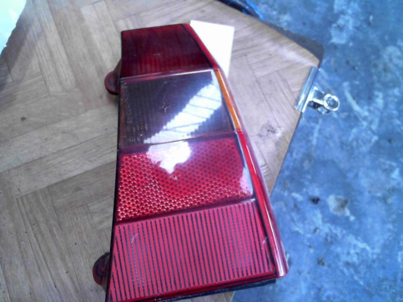 Feu arriere secondaire droit (feux) CITROEN AX PHASE 1 Essence - 1