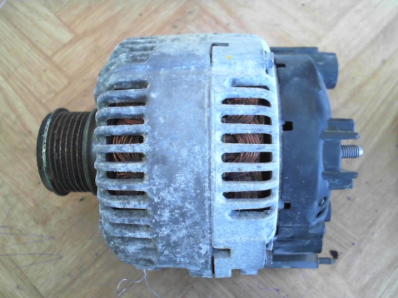 Alternatore VOLKSWAGEN PASSAT 5 Diésel - 1