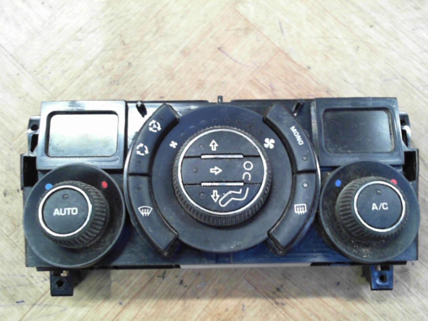 Commande chauffage PEUGEOT 3008 1 PHASE 1 Diesel - 1