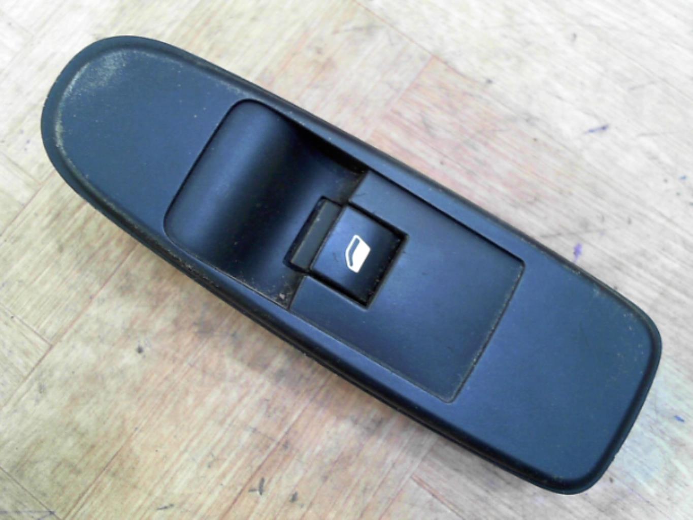 Interruttore alzacristalli CITROEN C4 GRAND PICASSO 1 Diésel - 1