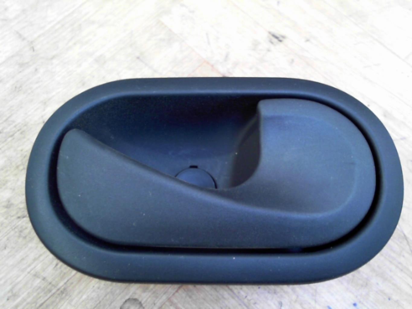 Maniglia interna posteriore destra RENAULT TWINGO 3 PHASE 1 Gasolina - 1