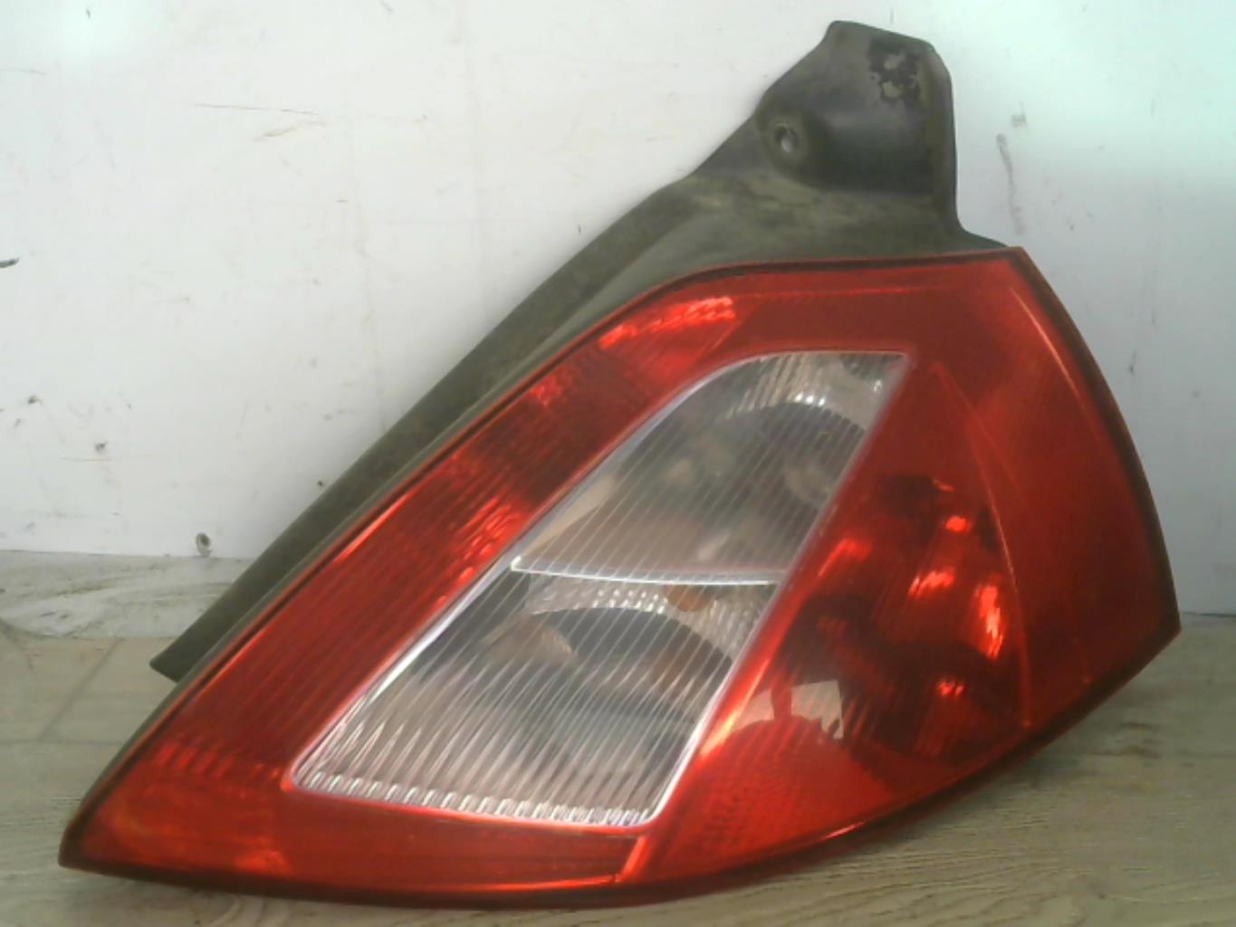 Fanale posteriore principale destro (luci) RENAULT MEGANE 2 PHASE 1 Gasolina - 1