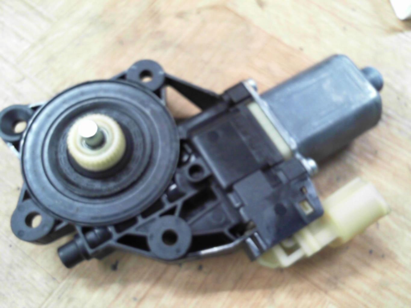 Motore alzacristalli anteriore sinistro MINI MINI 2 R56 PHASE 1 Gasolina - 1