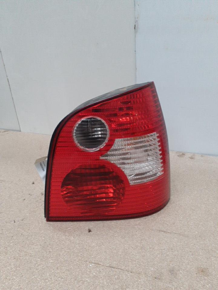 Fanale posteriore principale destro (luci) VOLKSWAGEN POLO 4 PHASE 1 Gasolina - 1