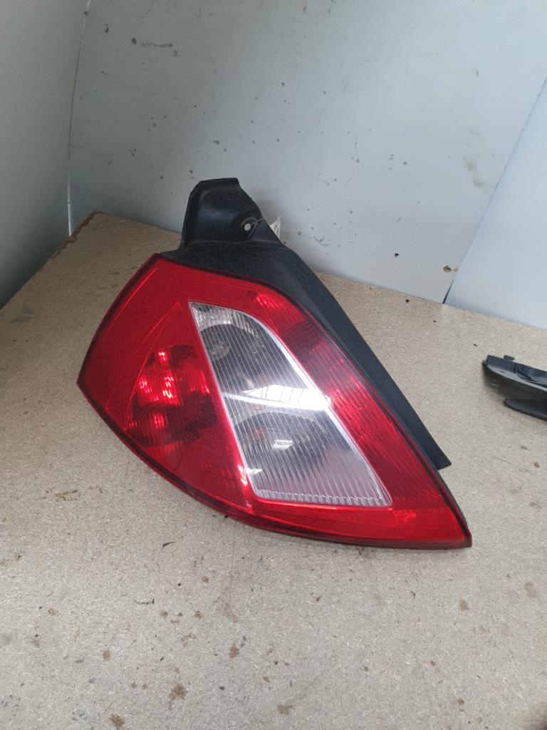 Fanale posteriore principale sinistro (luci) RENAULT MEGANE 2 PHASE 2 Diésel - 1
