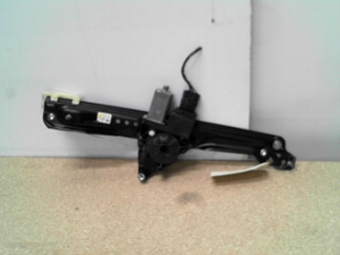 Alzacristalli elettrico posteriore destro CITROEN C3 AIRCROSS PHASE 1 Gasolina - 1