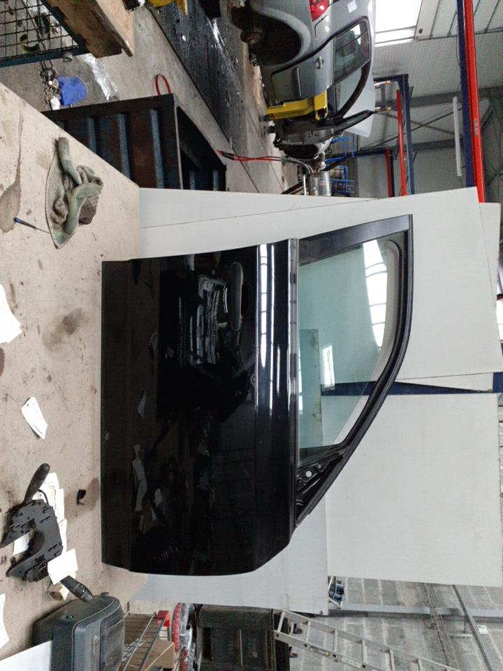Portiera anteriore destra BMW X3 E83 PHASE 1 Diésel - 1