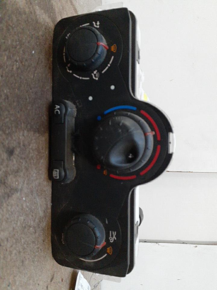 Commande chauffage RENAULT CLIO 3 PHASE 2 Diesel - 1