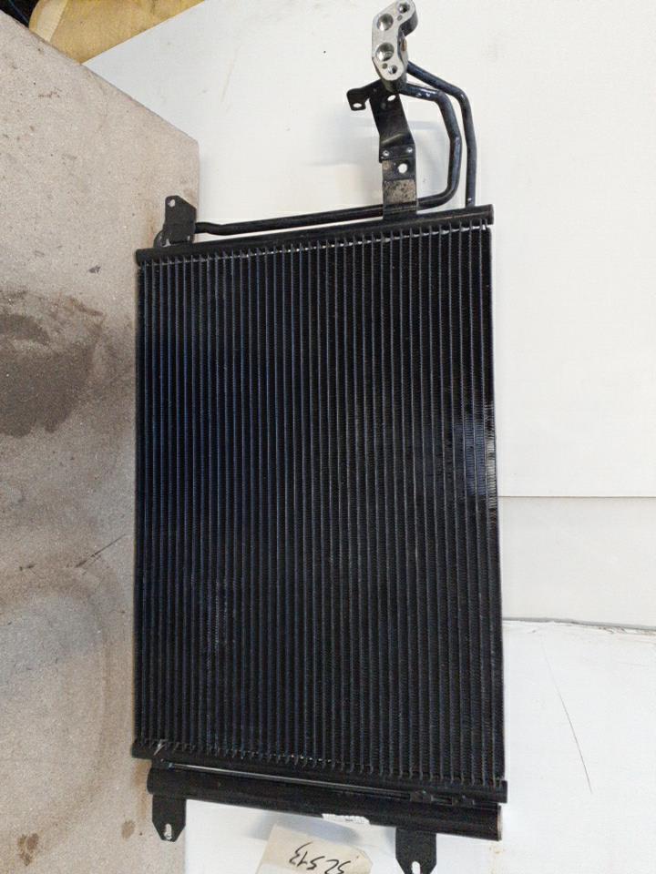 Condensatore clima VOLKSWAGEN GOLF 5 Diésel - 1