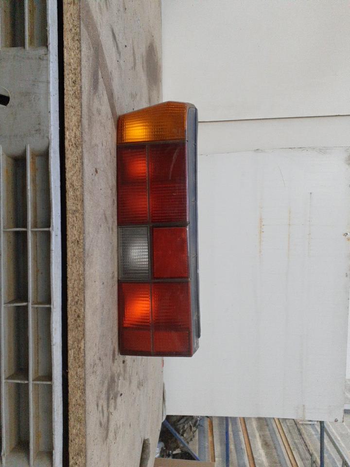 Fanale posteriore principale destro (luci) VOLVO 360 Gasolina - 1
