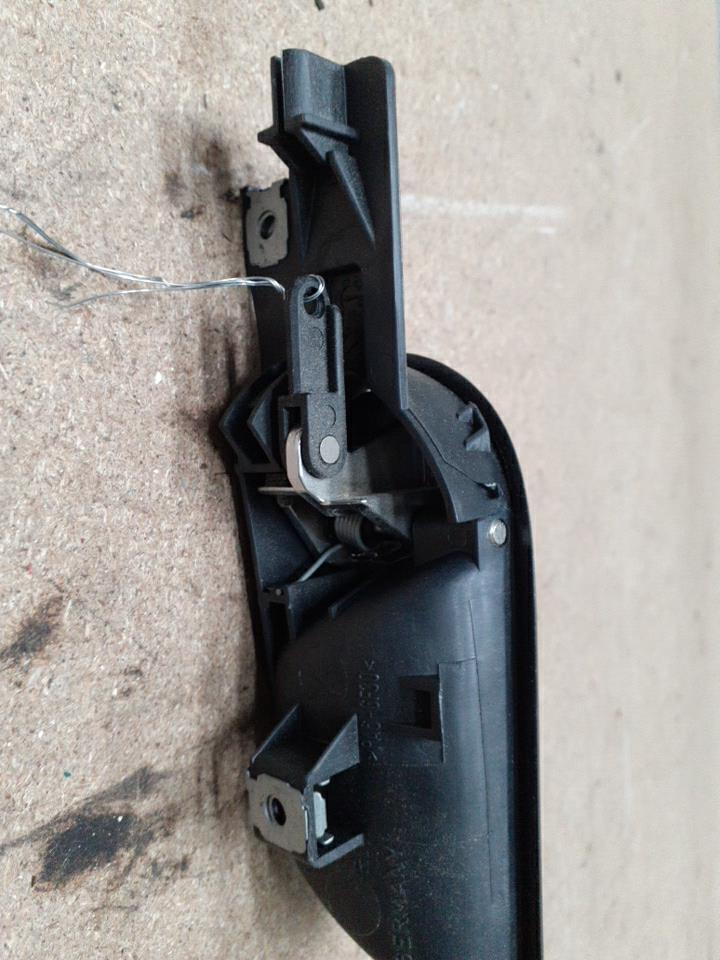 Maniglia interna posteriore destra VOLKSWAGEN GOLF 5 Diésel - 1