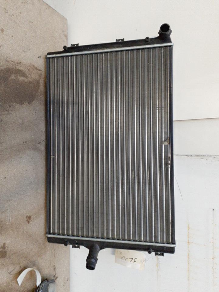 Radiateur eau VOLKSWAGEN GOLF 5 Diesel - 1