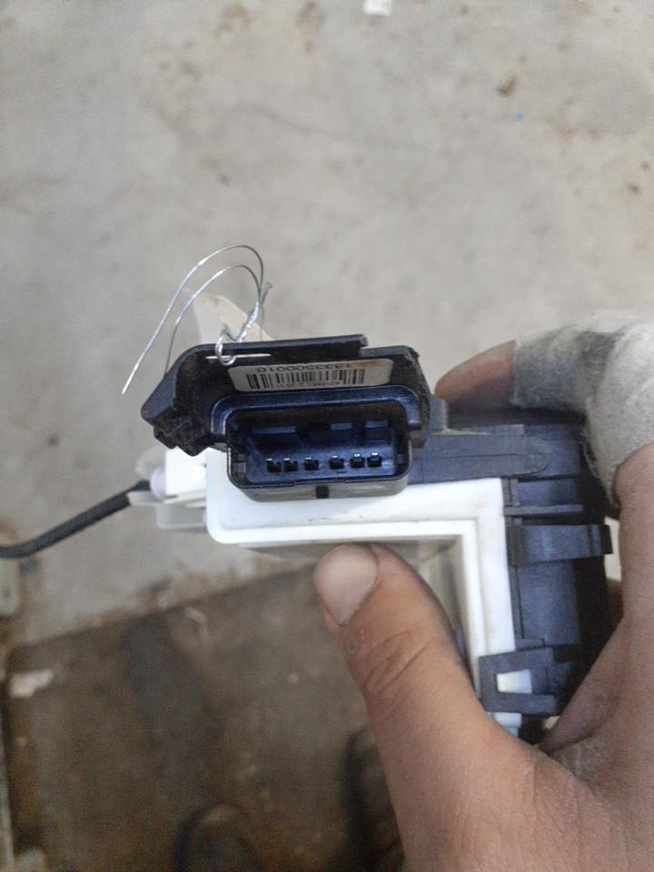 Chiusura centralizzata anteriore destra CITROEN C3 2 PHASE 1 Gasolina - 1