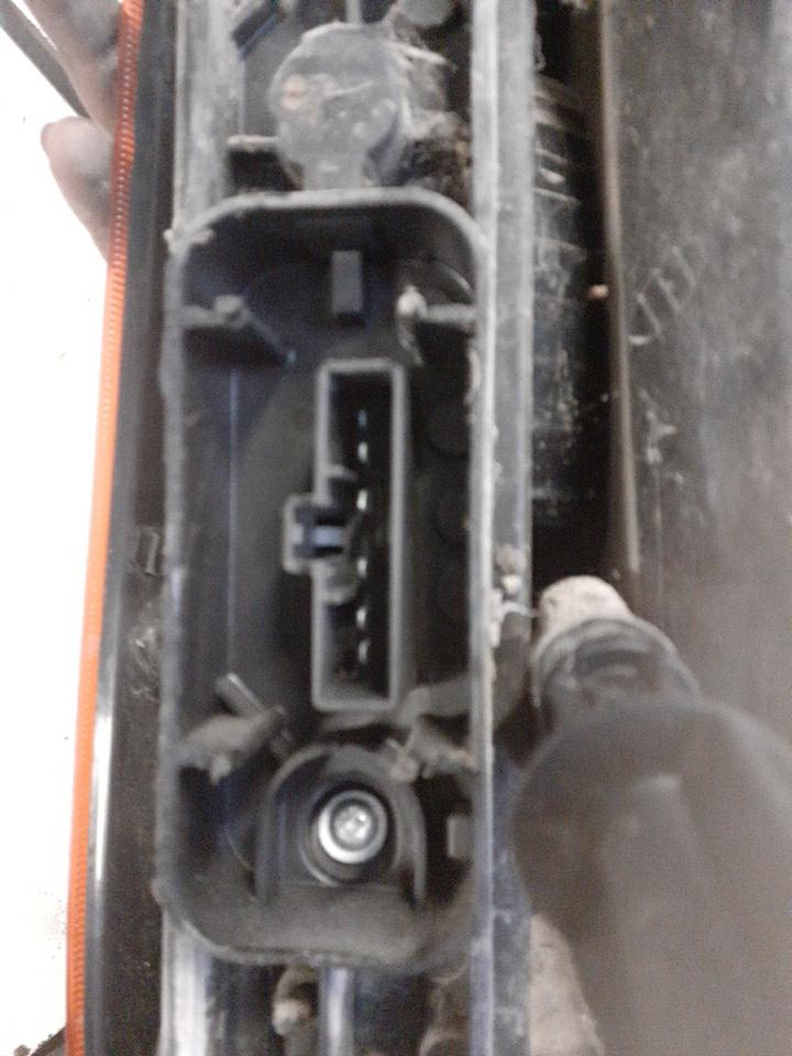 Fanale posteriore principale destro (luci) FORD C-MAX 1 PHASE 1 Diésel - 1