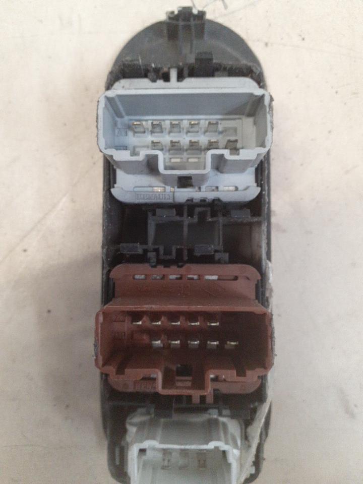Interrupteur de leve vitre RENAULT SCENIC 2 PHASE 1 Diesel - 1