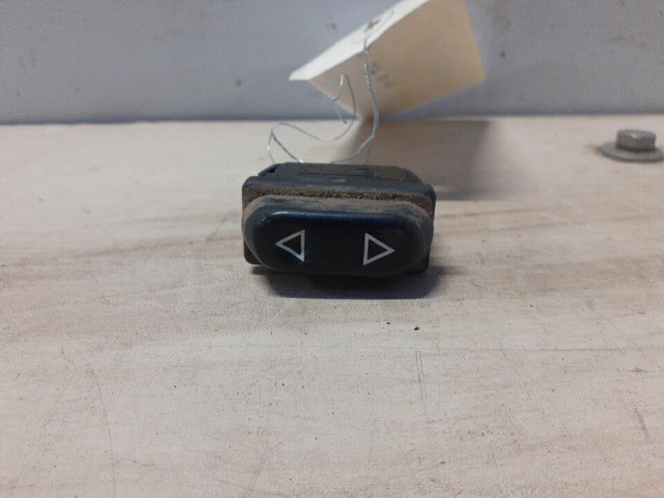 Interruttore lavacristalli anteriore destro PEUGEOT 306 PHASE 1 Diésel - 1