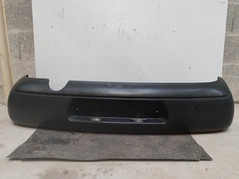 Paraurti posteriore FORD FIESTA 4 PHASE 1 Diésel - 1