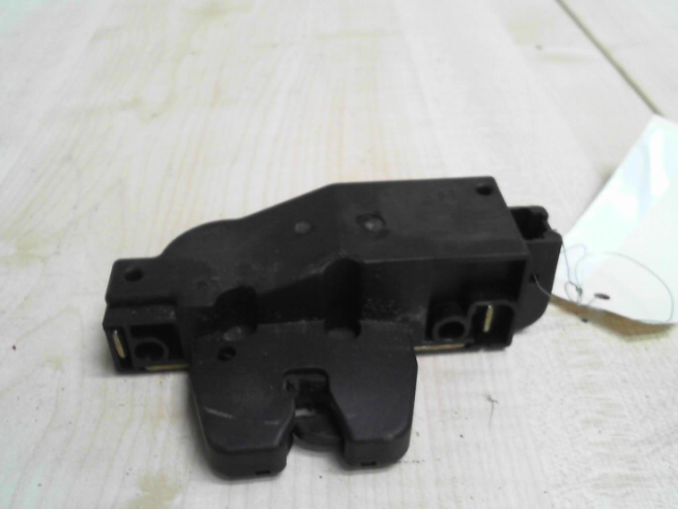 Chiusura centralizzata bagagliaio PEUGEOT 307 PHASE 1 BREAK Diésel - 1