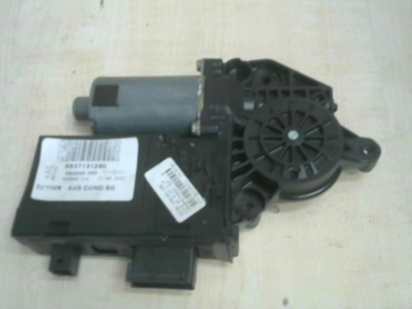 Motore alzacristalli anteriore sinistro PEUGEOT 307 PHASE 1 Gasolina - 1