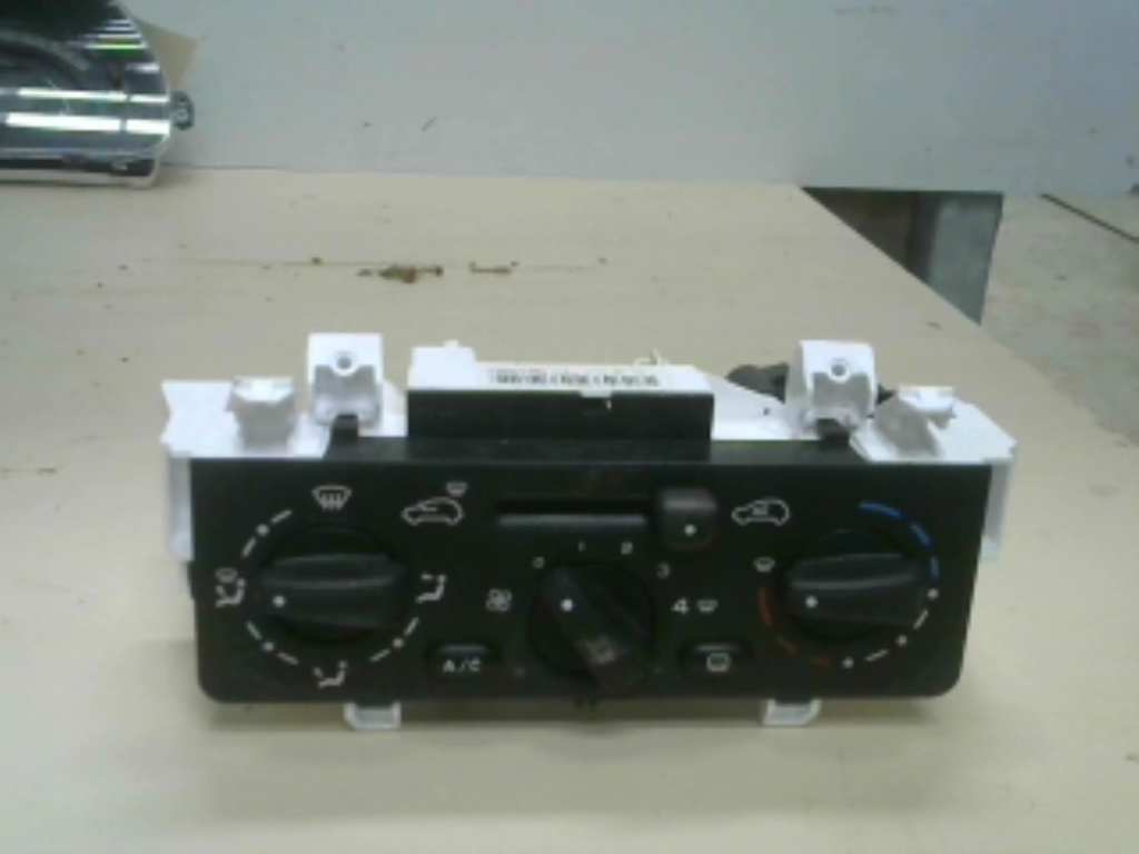 Commande chauffage CITROEN C3 1 PHASE 1 Essence - 1
