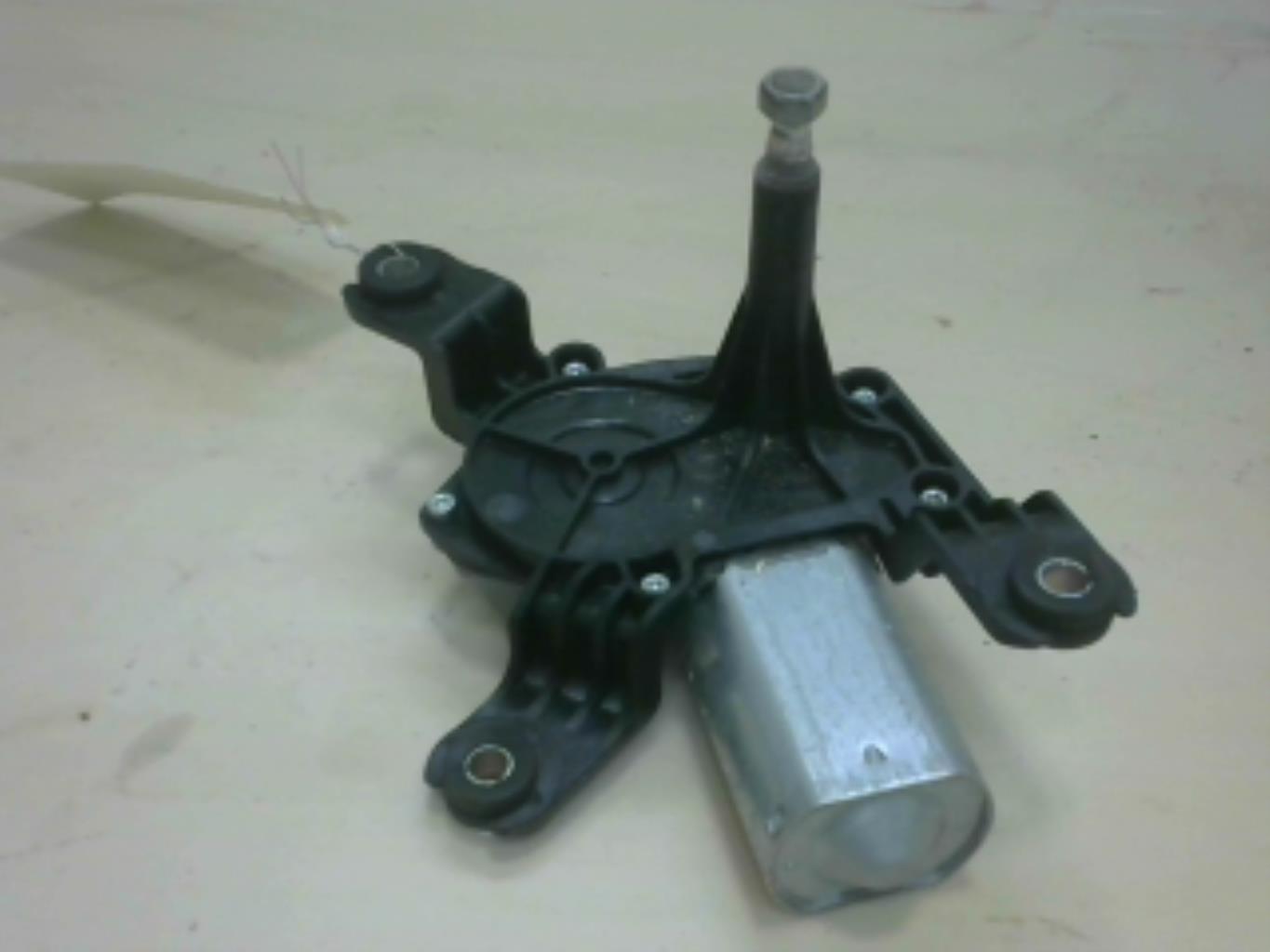 Motore tergicristallo posteriore OPEL CORSA D PHASE 2 Diésel - 1