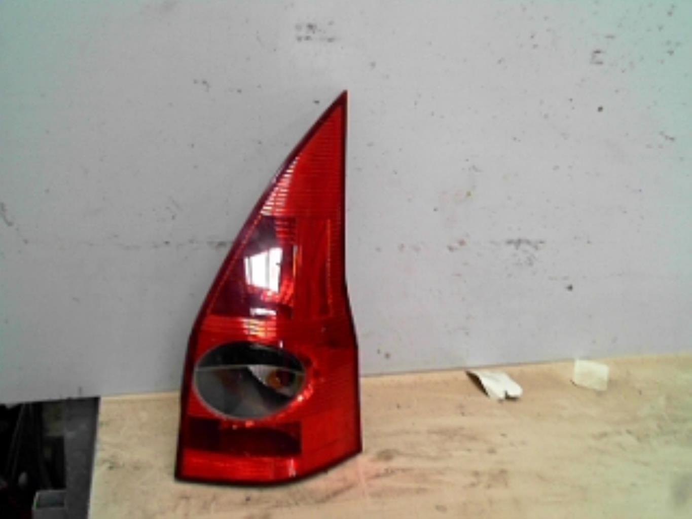 Fanale posteriore principale destro (luci) RENAULT MEGANE 2 PHASE 1 BREAK Gasolina - 1
