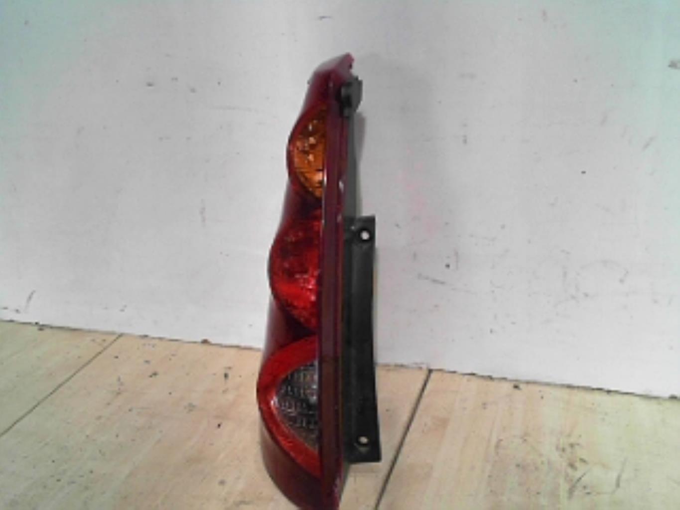 Fanale posteriore principale sinistro (luci) NISSAN NOTE 1 PHASE 2 Diésel - 1
