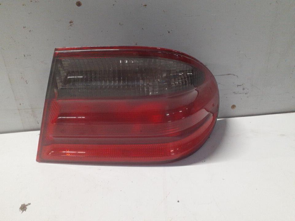 Fanale posteriore principale destro (luci) MERCEDES CLASSE E 210 PHASE 2 Diésel - 1