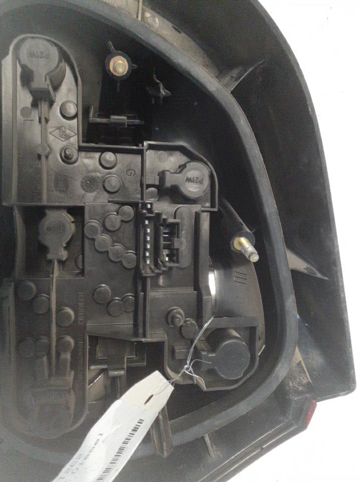 Fanale posteriore principale sinistro (luci) RENAULT MEGANE 1 PHASE 2 Diésel - 1