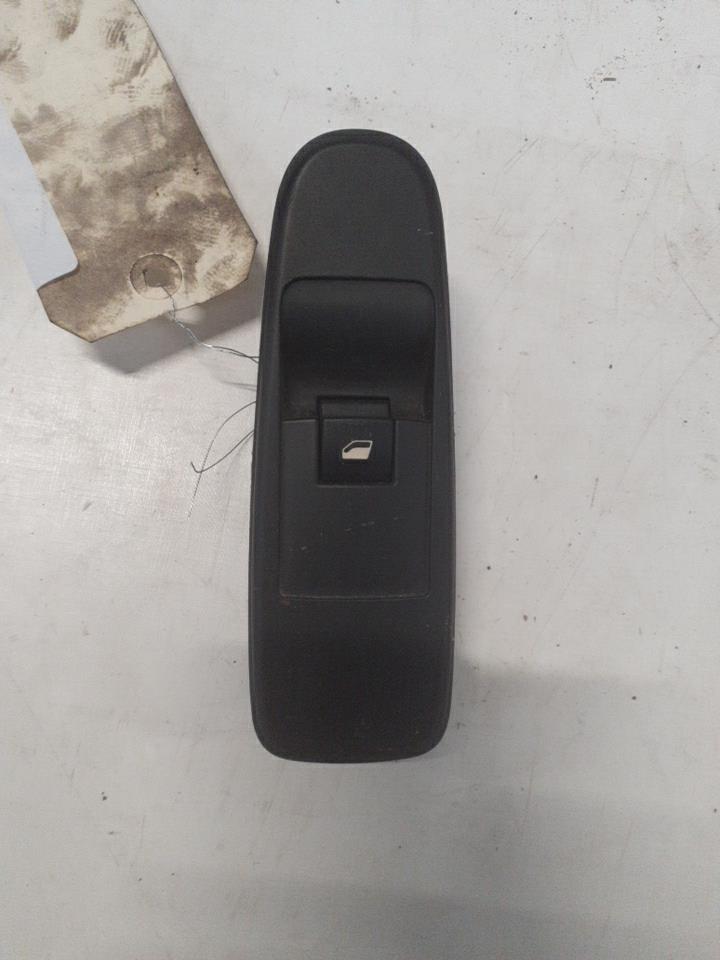 Interruttore lavacristalli anteriore destro CITROEN C4 GRAND PICASSO 1 Diésel - 1