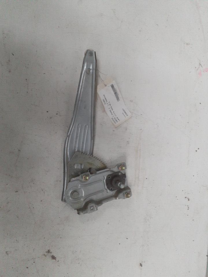 Alzacristalli manuale posteriore destro TOYOTA YARIS 1 PHASE 1 Gasolina - 1