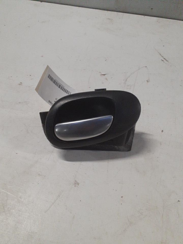 Maniglia interna anteriore destra PEUGEOT 206 PHASE 1 BREAK Gasolina - 1