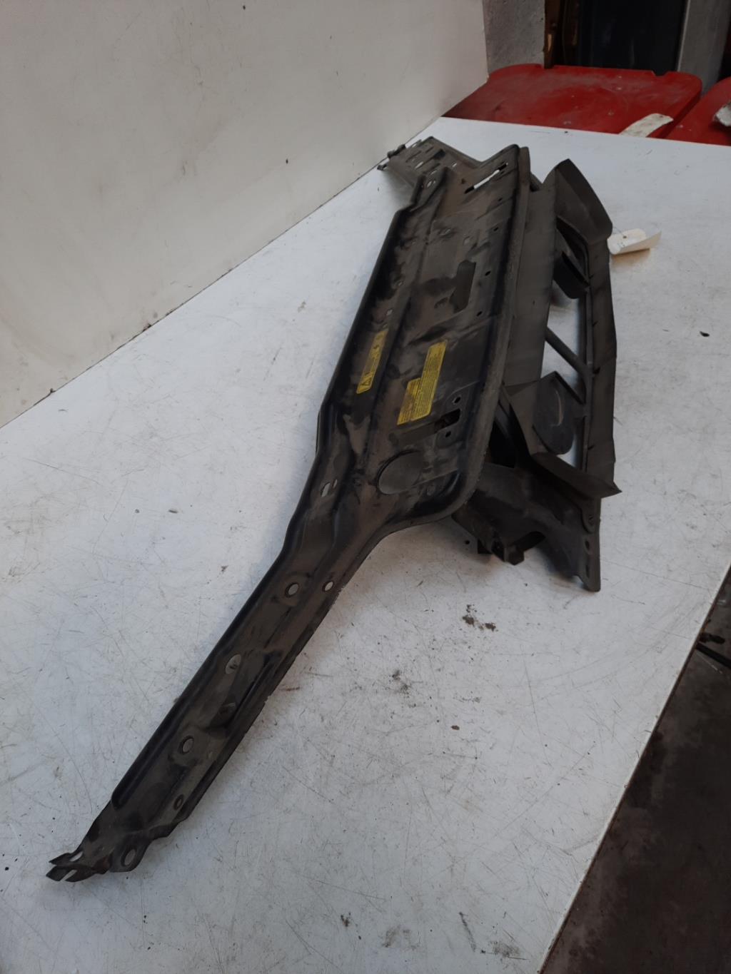 Pannellatura anteriore VOLVO S 60 1 PHASE 1 Diésel - 1