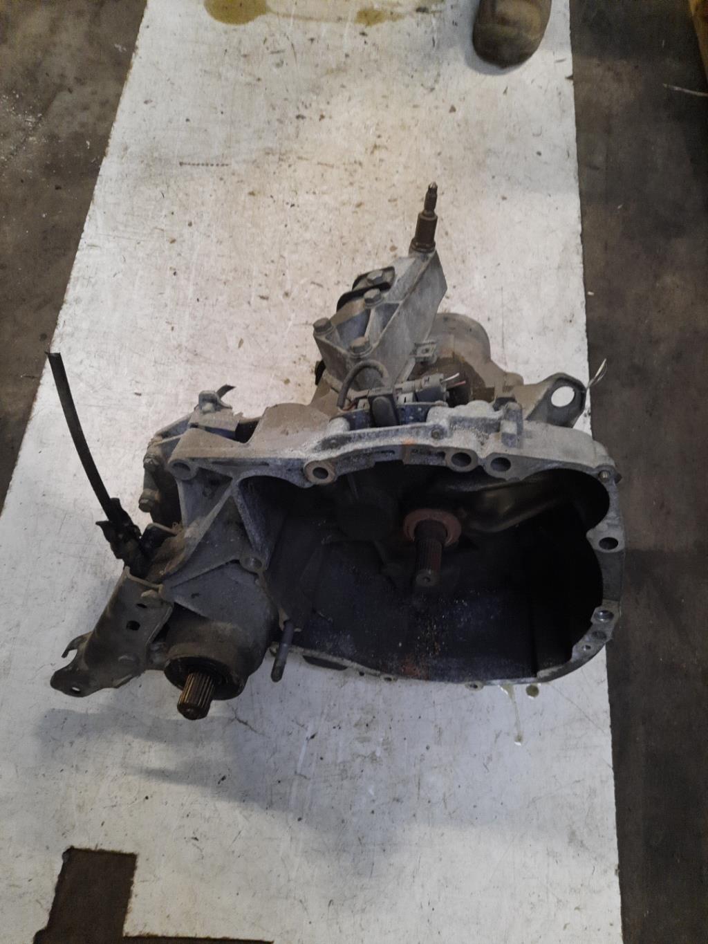 Boite de vitesses RENAULT CLIO 1 PHASE 3 Essence - 1