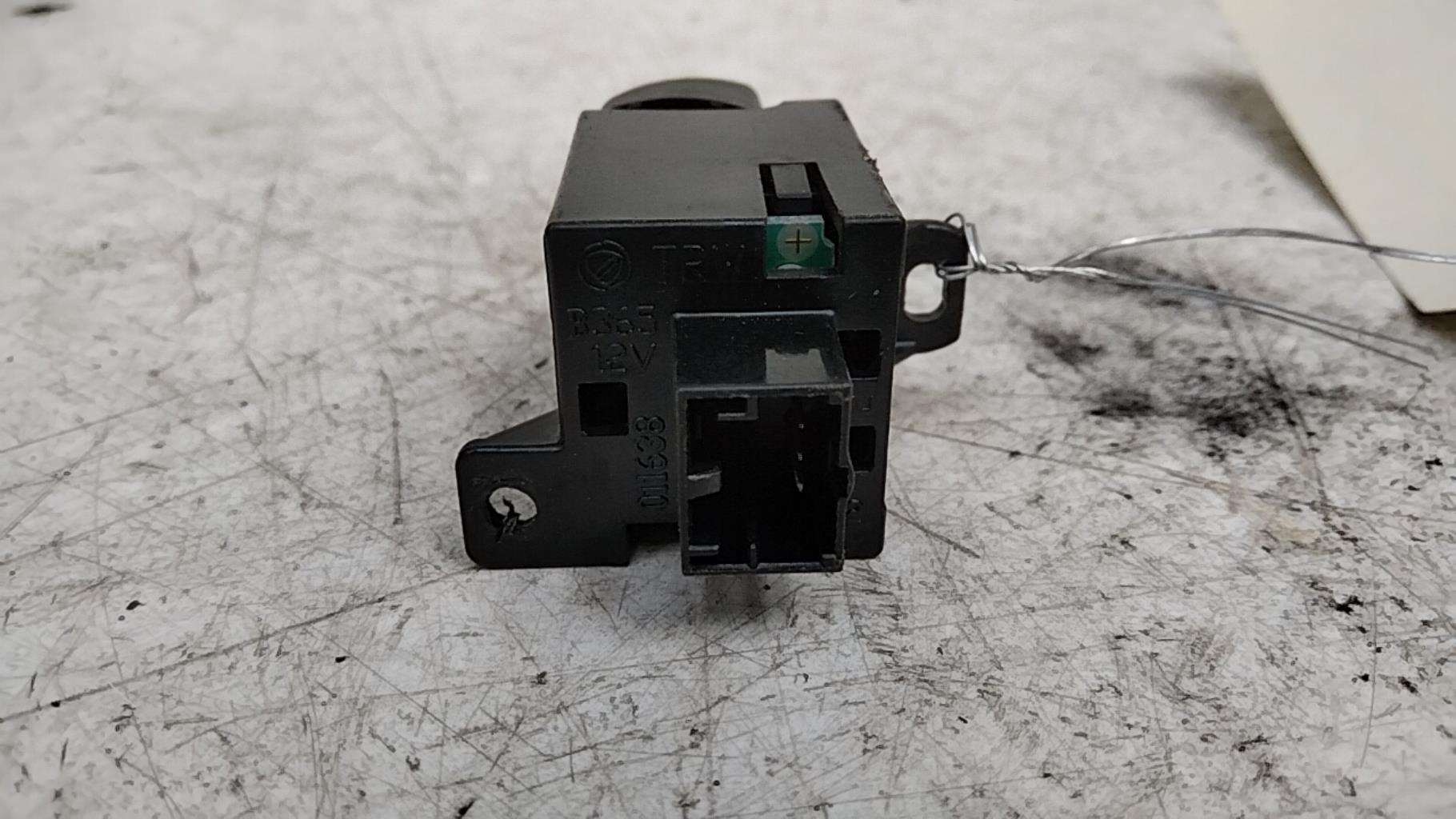 Bouton de warning FIAT BRAVO 2 Diesel - 1