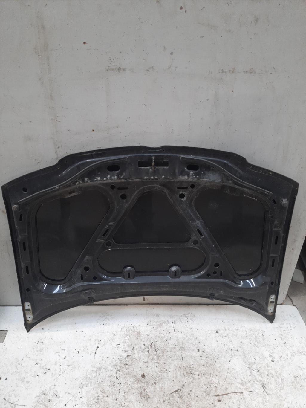 Capot VOLKSWAGEN POLO 3 PHASE 2 Essence - 1