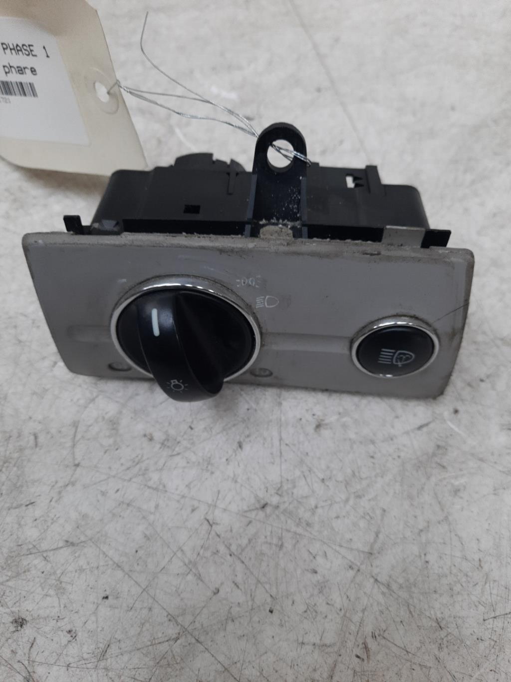 Commande de phare MERCEDES CLASSE E 211 PHASE 1 Diesel - 1