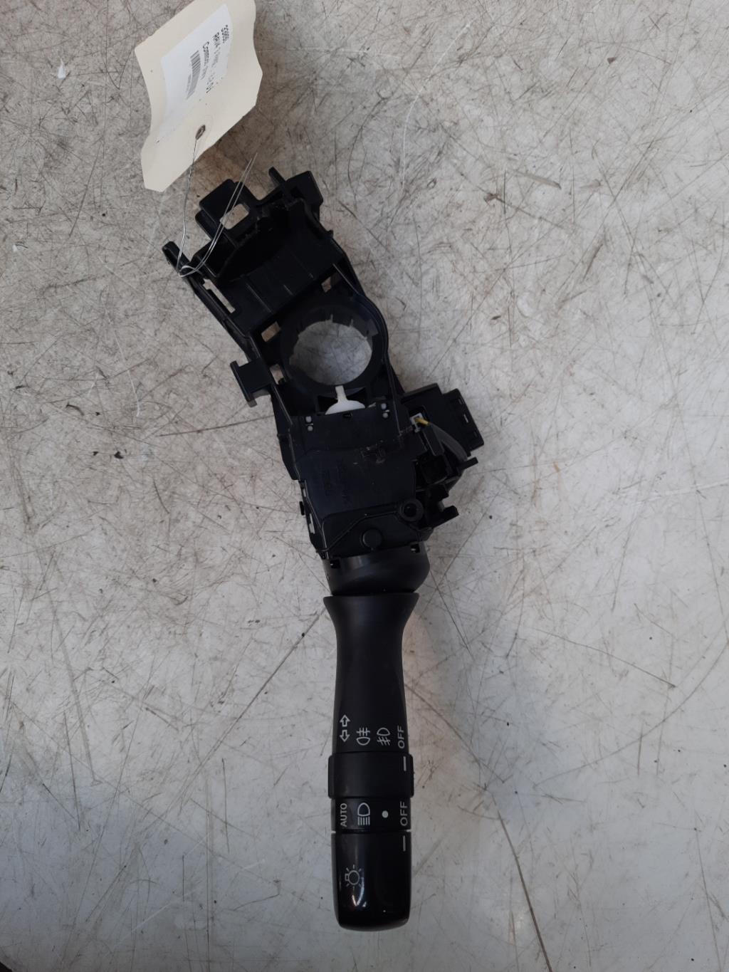 Commodo phare TOYOTA RAV4 3 PHASE 1 Diesel - 1