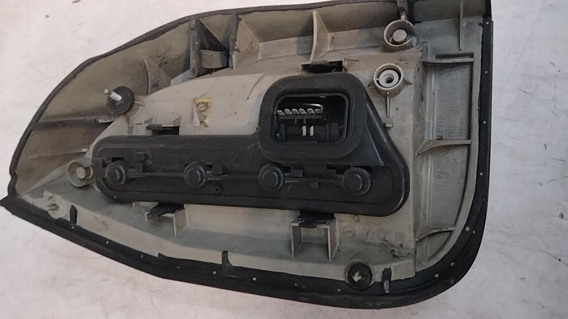 Fanale posteriore principale destro (luci) OPEL ZAFIRA Diésel - 1