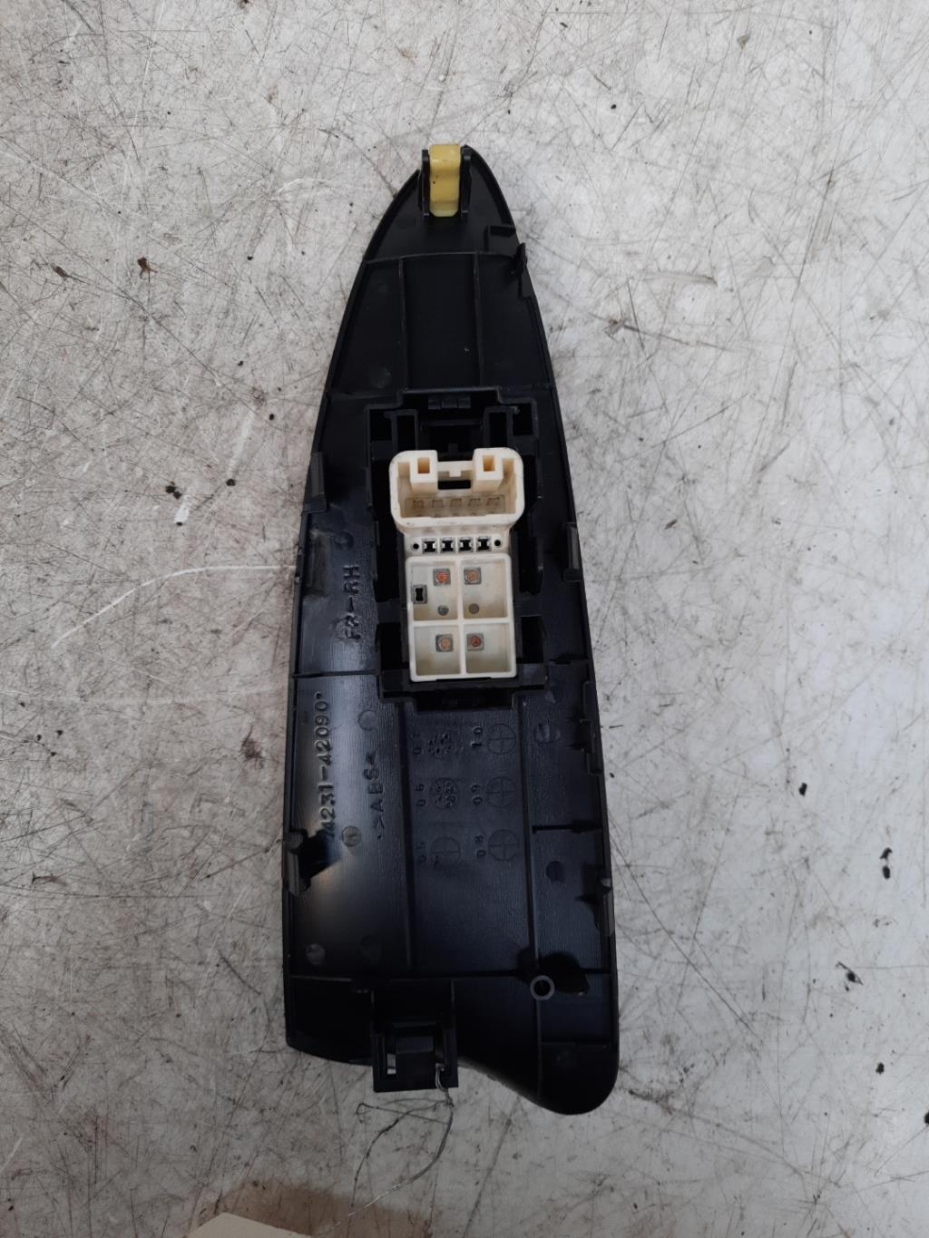 Interruttore lavacristalli anteriore destro TOYOTA RAV4 3 PHASE 1 Diésel - 1