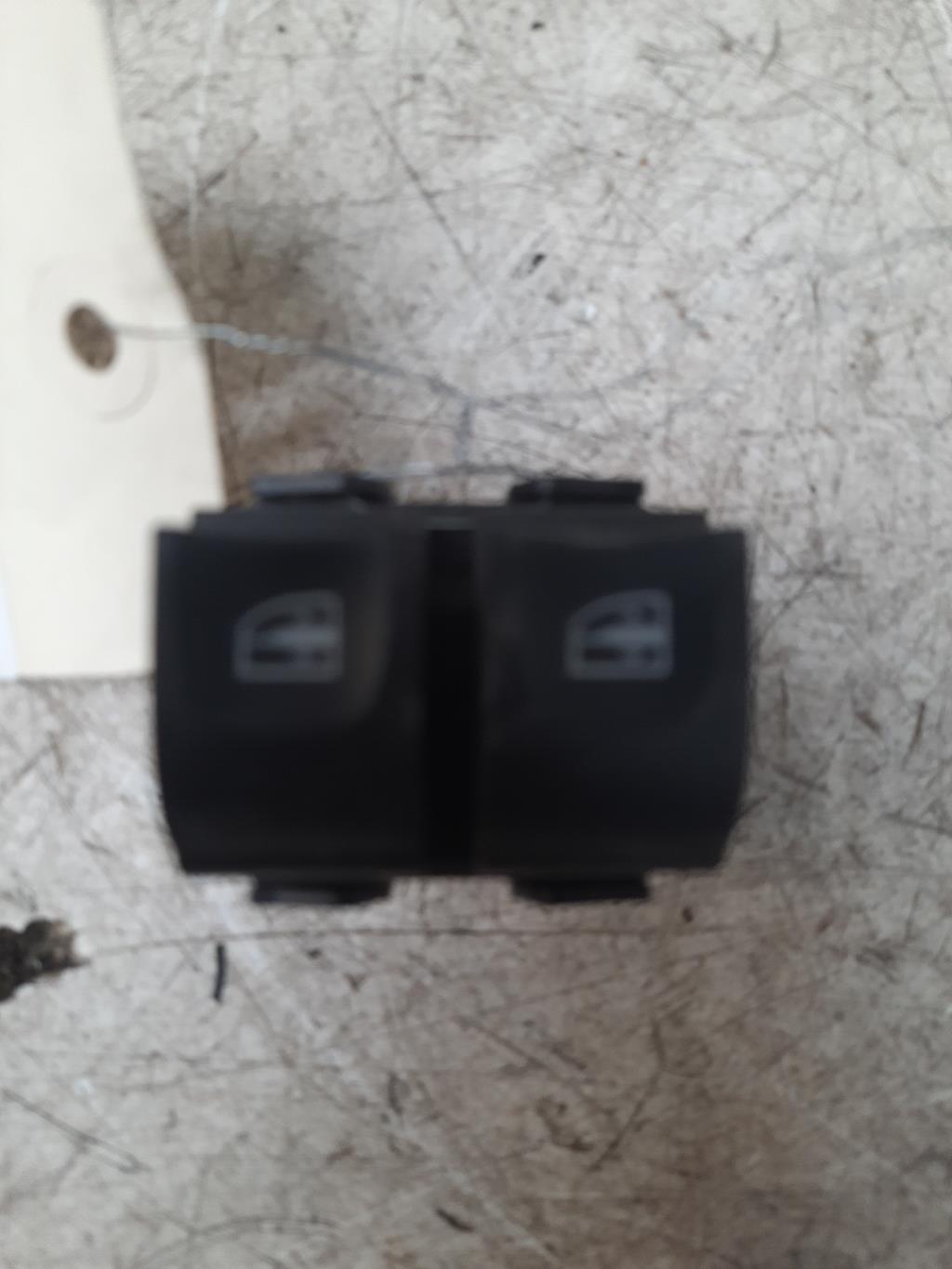 Interruttore lavacristalli anteriore sinistro RENAULT ZOE 1 Electricidad - 1